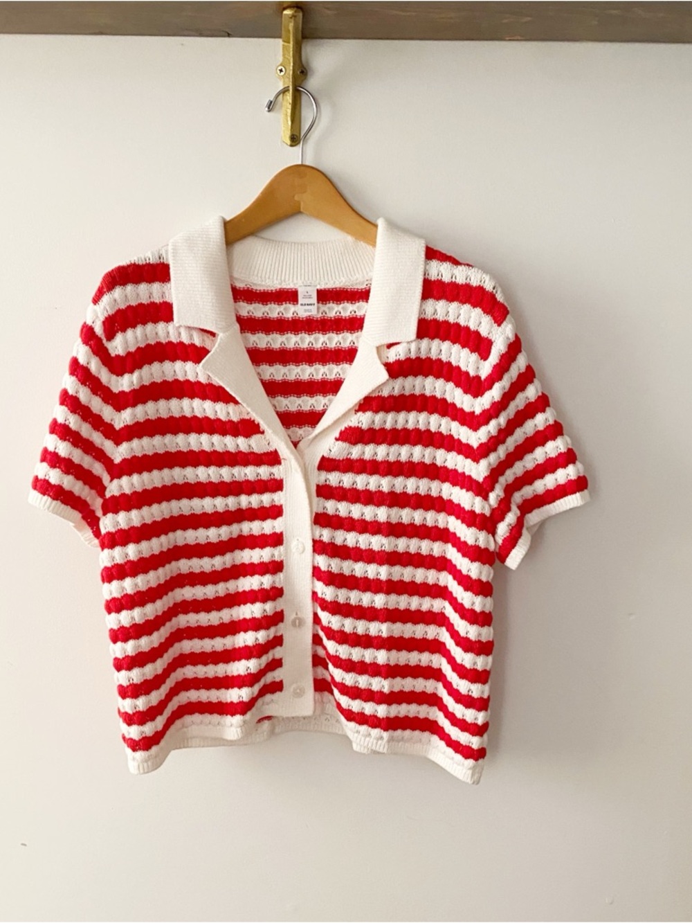 NWOT Old Navy White and Red Striped Knit Short-Sleeve Cardigan